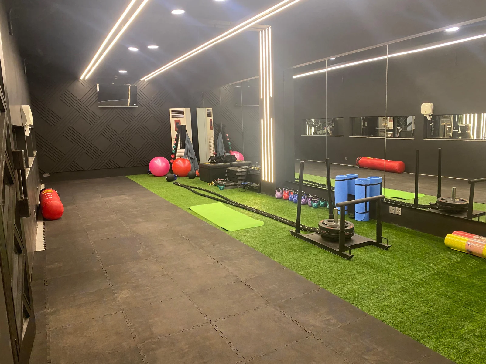 Best Gym in Tajbagh Lahore | Premier Fitness Center in Tajbagh Lahore